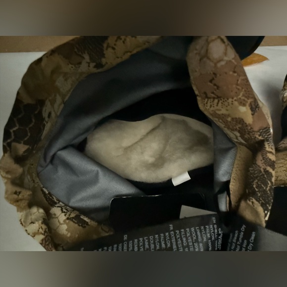 Sitka Camouflage Winter Gloves - Picture 4 of 6